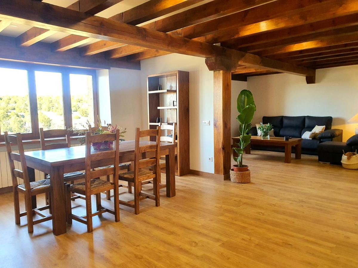 Apartament Natvi Pedraza Zewnętrze zdjęcie